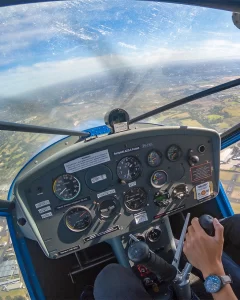 Trial-Introductory-Flight-Learn-To-Fly-Melbourne-Hero-Mobile