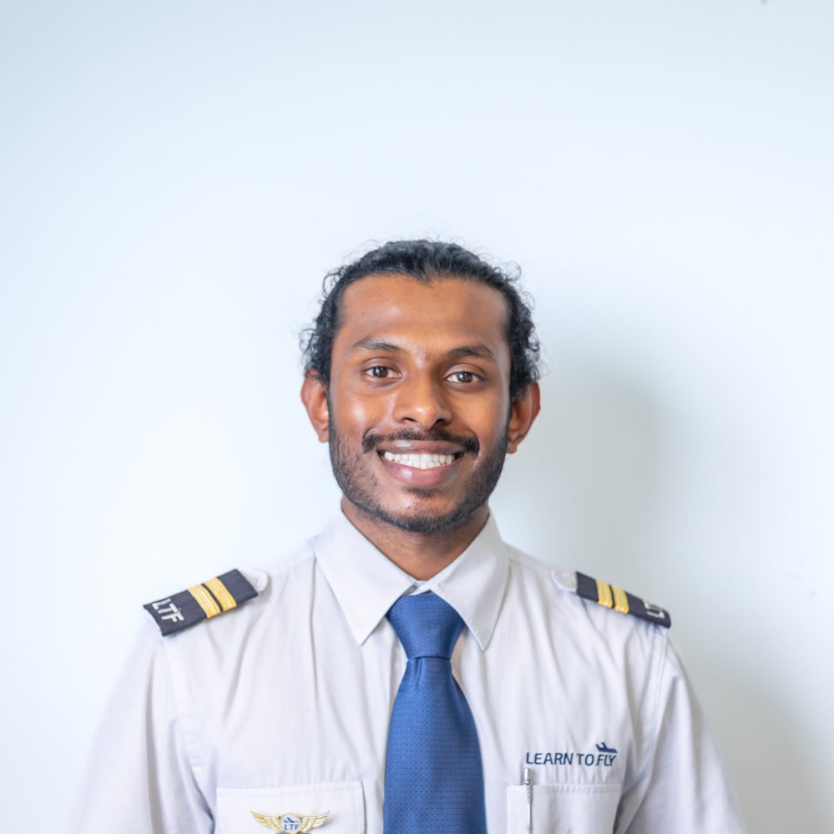 Learn-To-Fly-Melbourne-Flight-Instructor-Brandon-Sundaralingam